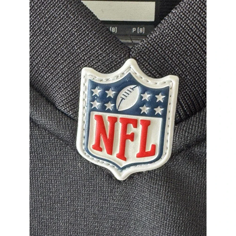 Nike player field stylish